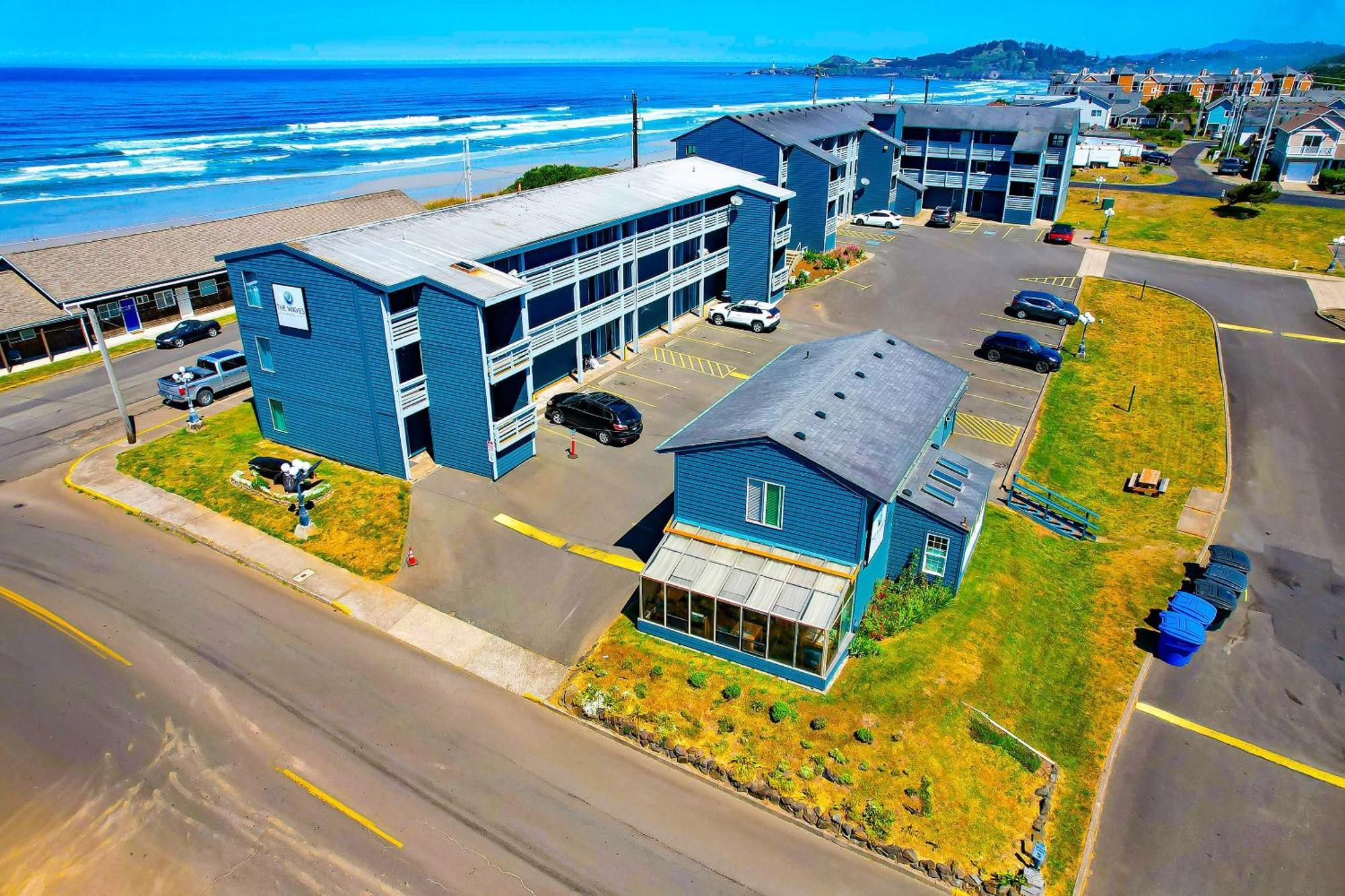 Oyo Waves Hotel Newport Or - Nye Beach Exterior foto